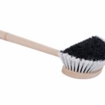 Universal Waschbürste Halbmond mit Holzgriff – Gesamtansicht